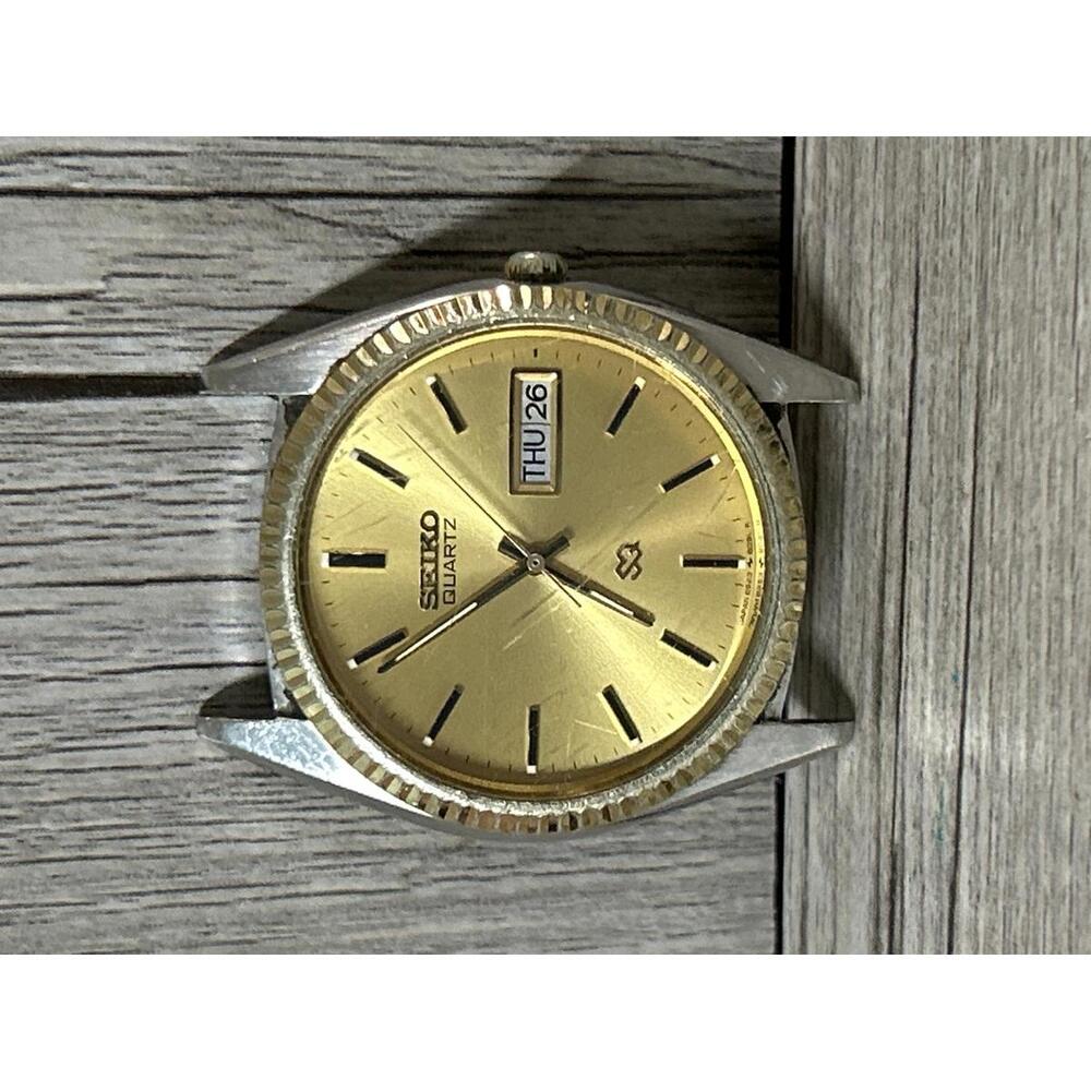 Classic Seiko Quartz Watch - Vintage Gold Dial